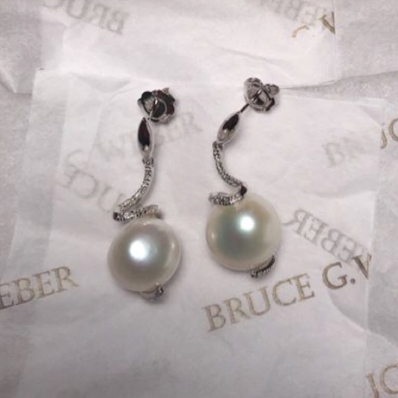 Pearl drop earrings - Picture 2 of 2